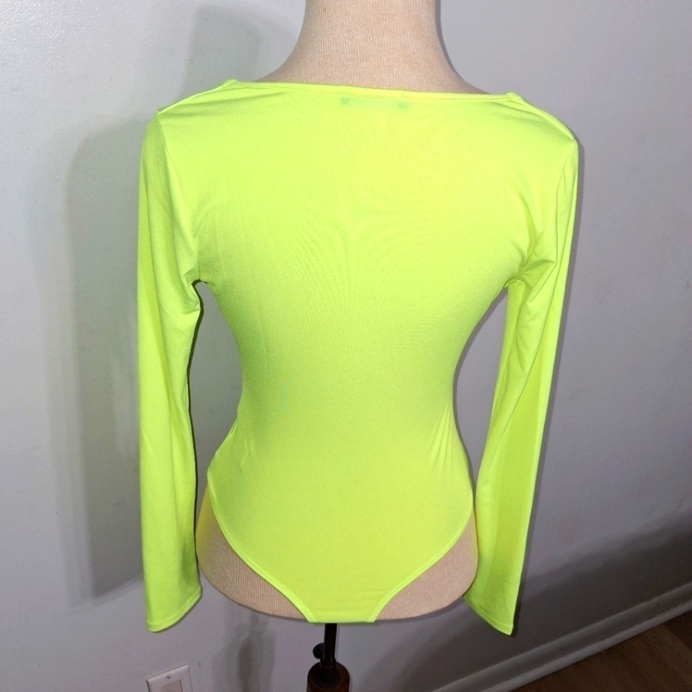 Fashion Nova- Lemon 🍋 Lime Bodysuit- W Sz Small - Picture 3 of 6